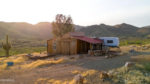 25795 S Old Stage Rd, Congress, AZ, 85332 | Card Image