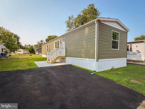 4135 Davis Dr, MORRISVILLE, PA, 19067-6115 | Card Image