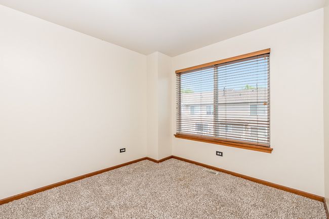 2593 Canyon Dr, Townhouse with 3 bedrooms, 2 bathrooms and 4 parking in Plainfield IL | Image 11