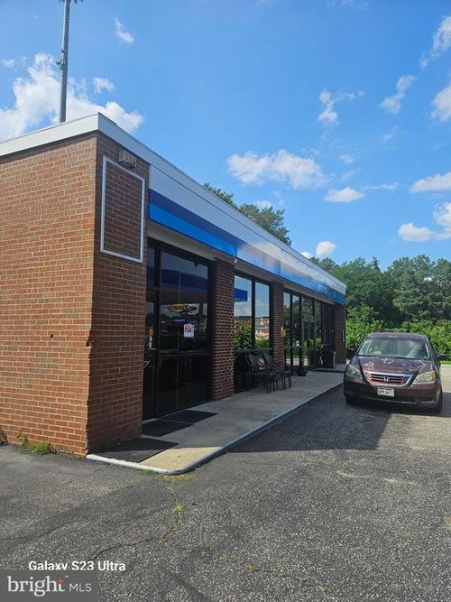 5604 Chamberlayne Rd, Richmond, VA, 23227-2411 | Card Image