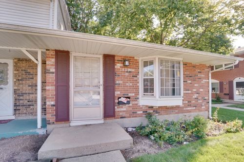 1409-1409 Tinnerella Ave, Streamwood, IL, 60107-3134 | Card Image