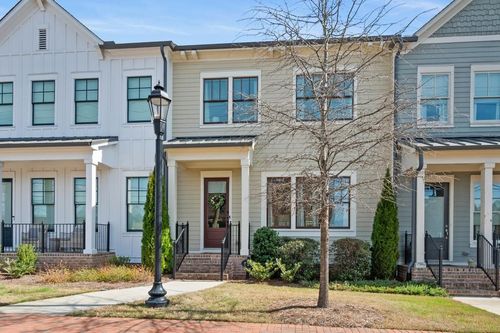 730 Elmwood Way, Roswell, GA, 30075-5204 | Card Image