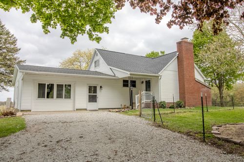 320 E, Knox, IN, 46534 | Card Image