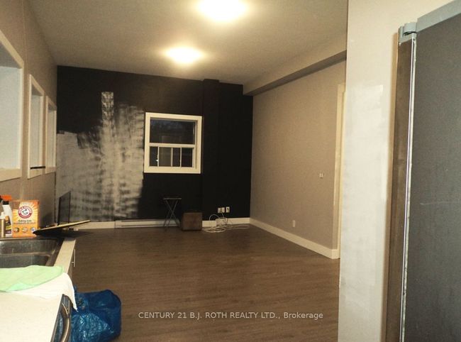 2A - 76 Mississaga St W, Home with 2 bedrooms, 1 bathrooms and 1 parking in Orillia ON | Image 10