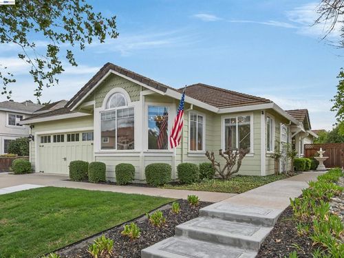 6433 Owl Way, Livermore, CA, 94551-8715 | Card Image