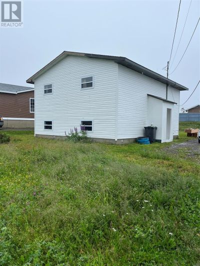 5 Centennial St, House other with 2 bedrooms, 1 bathrooms and null parking in Fortune NL | Image 2