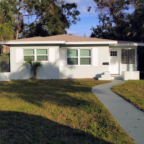 2230 Grove St S, St Petersburg, FL, 33705-3035 | Card Image