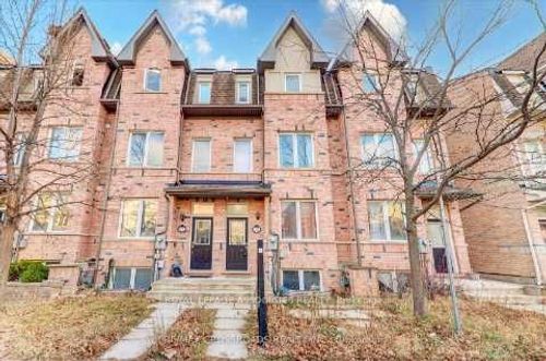 19 Kawneer Terrace, Scarborough, ON, M1P0C3 | Card Image