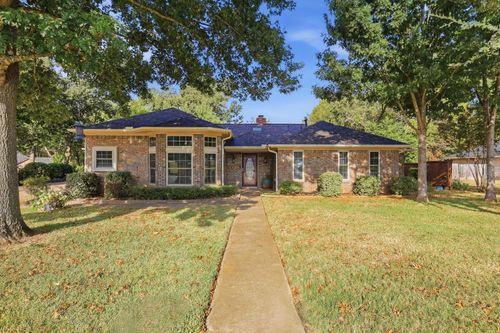 2809 Caprice Ave, Denison, TX, 75020-7241 | Card Image
