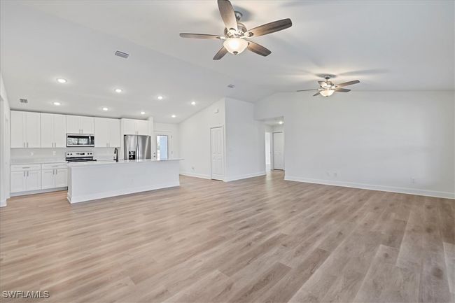 1258 Ne 40 Th St, House other with 4 bedrooms, 3 bathrooms and null parking in CAPE CORAL FL | Image 11