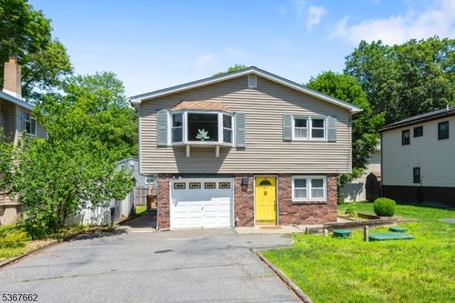 30 Acorn St, Stanhope, NJ, 07874-3422 | Card Image