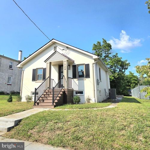 124 Elm St, POTTSTOWN, PA, 19464-6235 | Card Image
