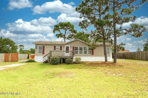 232 Castlebury Ln, Hubert, NC, 28539-5403 | Card Image
