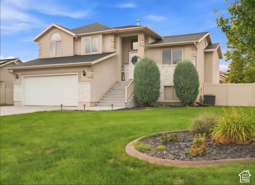 1808 Heritage Pkwy, Syracuse, UT, 84075-7066 | Card Image