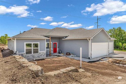 1919 Woodstock Dr, Junction City, KS, 66441 | Card Image