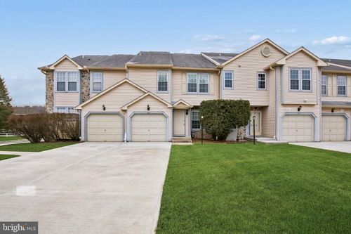 82 Castleton Rd, PRINCETON, NJ, 08540-1651 | Card Image