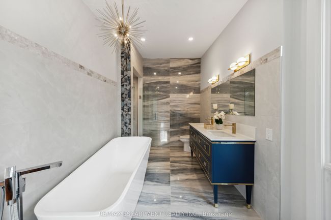 1569 Glenburnie Rd, House other with 7 bedrooms, 7 bathrooms and 10 parking in Mississauga ON | Image 24