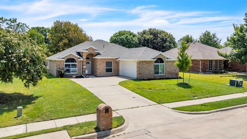 2780 Beacon Hill Dr, Rockwall, TX, 75087-7100 | Card Image