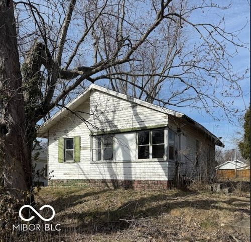 812 W 3rd St, Bicknell, IN, 47512-2022 | Card Image