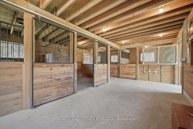 2935 Baseline Rd, House other with 5 bedrooms, 4 bathrooms and 10 parking in Saint-Pascal-Baylon ON | Image 38