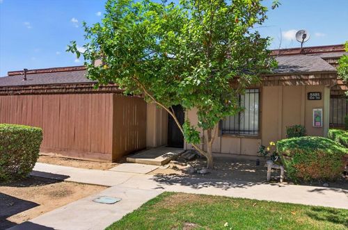 113-5181 E Olive Ave, Fresno, CA, 93727-2428 | Card Image