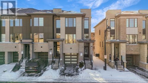 108-71 Donald Fleming Way, Whitby, ON, L1R0N8 | Card Image