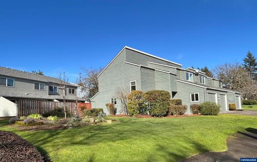 4139 Nw Walnut Pl, Corvallis, OR, 97330-1036 | Card Image
