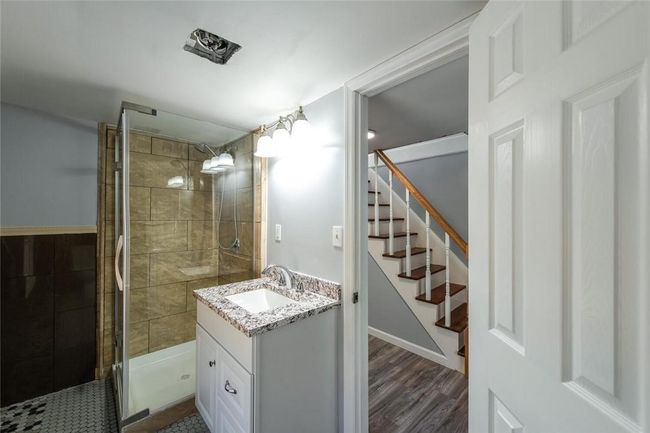 2nd Fl Full Bath | Image 23