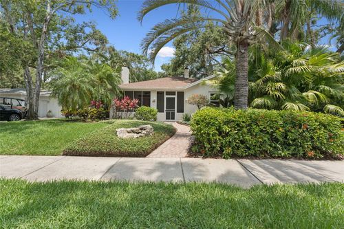 250 Aberdeen St, Dunedin, FL, 34698-7501 | Card Image