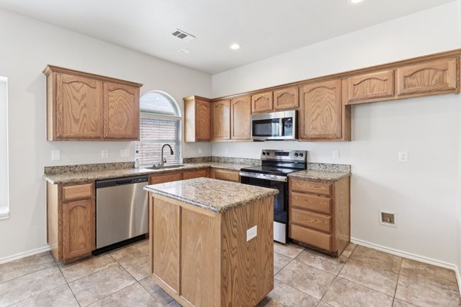 5901 Ozark Dr, House other with 3 bedrooms, 2 bathrooms and null parking in Fort Worth TX | Image 7