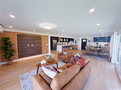 225 Aikane St, Kailua, HI, 96734-1604 | Card Image