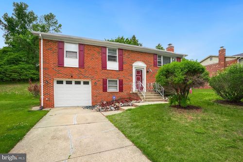 4815 Woodford Ln, UPPER MARLBORO, MD, 20772-2772 | Card Image
