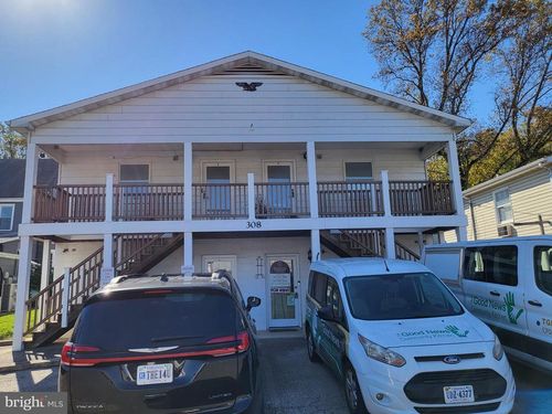 b-308 Poplar Aly, OCCOQUAN, VA, 22125-7748 | Card Image