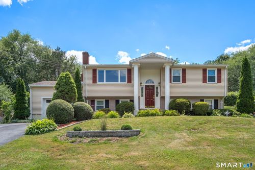 48 Jefferson Cir, Clinton, CT, 06413-1537 | Card Image