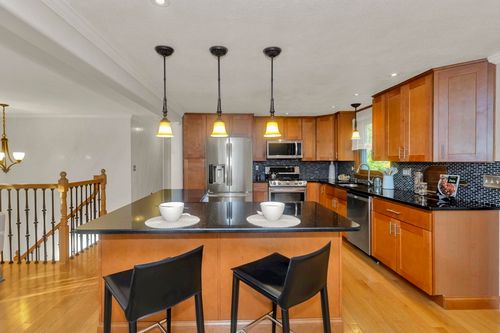 154 Forest Hill Rd, Feeding Hills, MA, 01030-1110 | Card Image