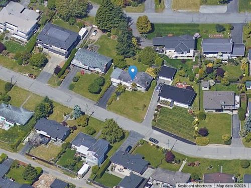 14451 Mann Park Cres, White Rock, BC, V4B3A7 | Card Image