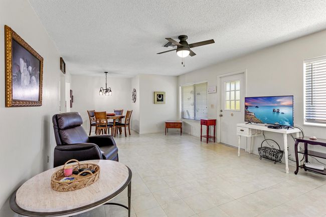 C-2 - 5927 La Pinata Boulevard, Condo with 2 bedrooms, 2 bathrooms and null parking in Greenacres FL | Image 11