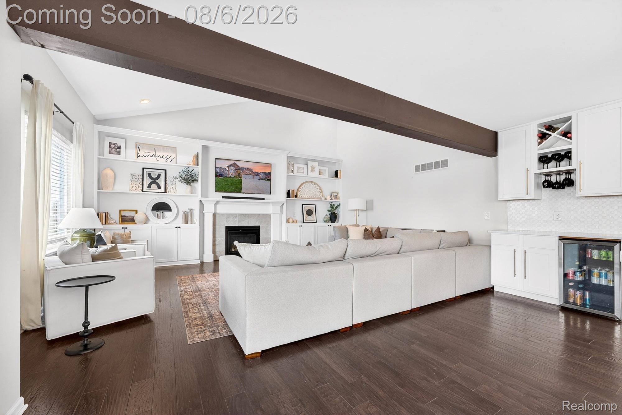 Residential in Lyon Charter Township 2