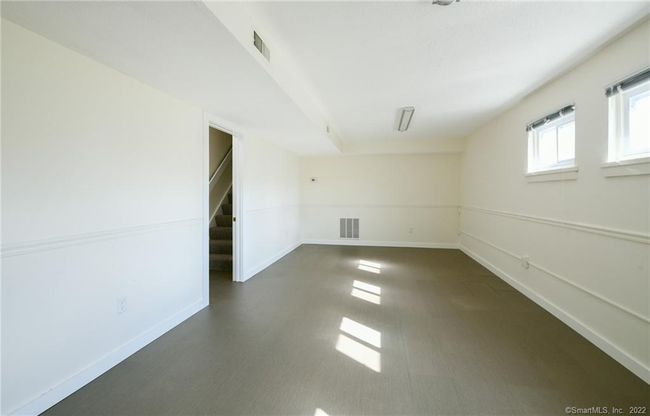 Lower Level Family Room | Image 33