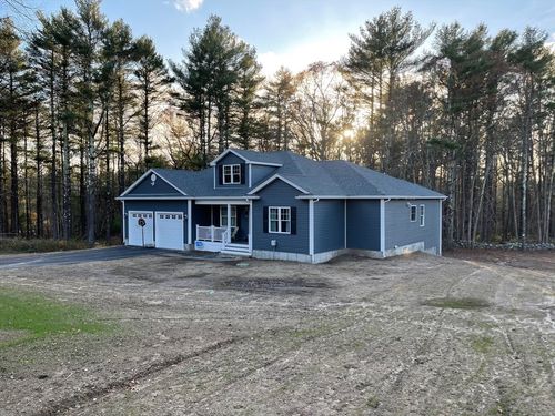 3 Spring Hill Rd, Dartmouth, MA, 02747-2707 | Card Image