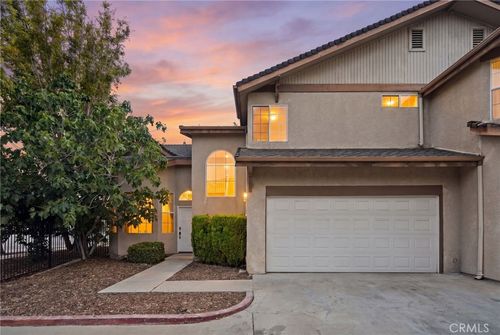 1-20851 Community, Winnetka, CA, 91306 | Card Image