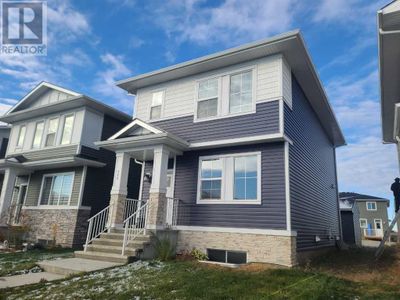 117 Dawson Cir, House other with 3 bedrooms, 3 bathrooms and 4 parking in Chestermere AB | Image 3