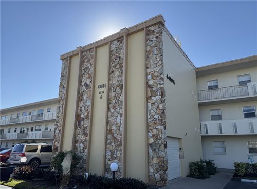 308a-4480 Ironwood Cir, BRADENTON, FL, 34209-6876 | Card Image