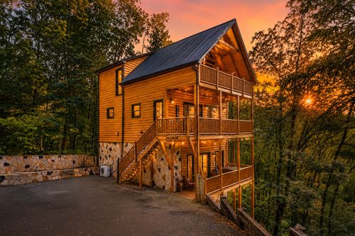 2184 Spence Mountain Loop, Sevierville, TN, 37876-6394 | Card Image