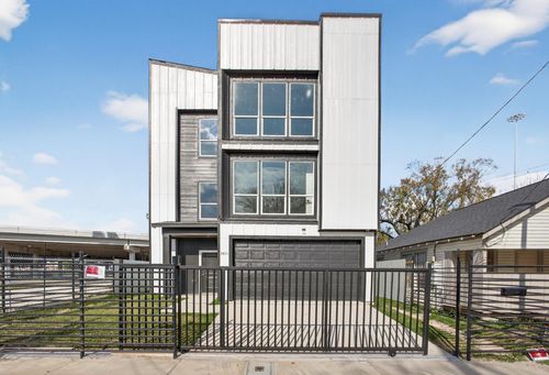 3411 Nance St, Houston, TX, 77020-6144 | Card Image