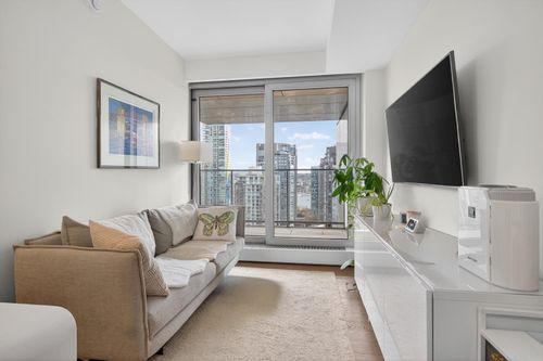 2809-1480 Howe Street, Vancouver, BC, V6Z0G5 | Card Image