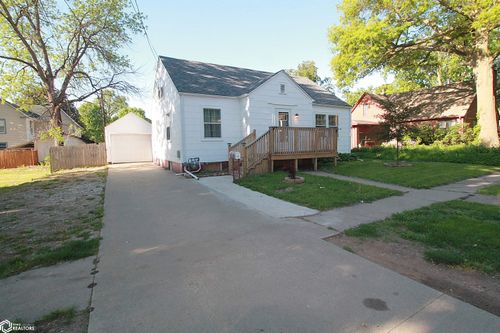 109 E State St, Clarinda, IA, 51632-1654 | Card Image