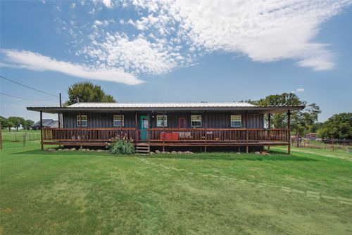 365 County Road 1180, Alvord, TX, 76225-7502 | Card Image