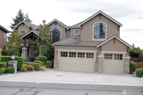 9723 Ne 13th St, Clyde Hill, WA, 98004-3442 | Card Image