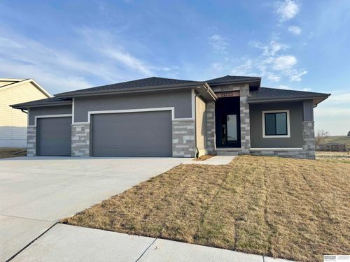 21723 Glenmore Dr, Gretna, NE, 68028 | Card Image